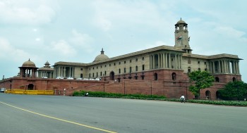 भारत में कोविड संक्रमण दर में गिरावट जारी