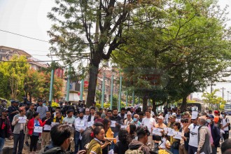 भ्रष्टचारविरुद्ध नागरिक आन्दोलन (भिडियो)