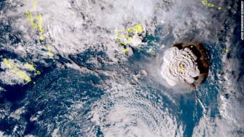 टोङ्गा टापुमा समुद्रमुनिको ज्वालामुखीका कारण सुनामी