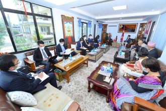 एमाले अध्यक्ष ओली र चिनियाँ कम्युनिस्ट पार्टीका विदेश विभागका प्रमुख लिउबीच भेटवार्ता 