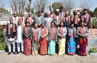 आफूखुशी पहिरनमा लिए शपथ राष्ट्रियसभाका १९ सदस्यले