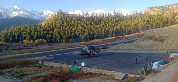हुम्लाको लिमीमा हेलिकोप्टरमा खाद्यान्न ढुवानी