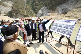 तनहुँ जलविद्युत् आयोजनाको काम समयमै सम्पन्न गर्न प्रधानमन्त्रीको निर्देशन