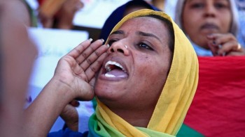 सेनाको यौन हिंसाविरुद्ध खार्तुममा महिलाको प्रदर्शन
