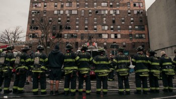 न्युयोर्क सिटीको एउटा आवासीय अपार्टमेन्टमा आगो लाग्दा १९ जनाको मृत्यु