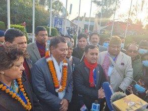 जनआन्दोलनका घाइतेलाई छोएर विश्वप्रकाशले लिए महामन्त्रीको शपथ