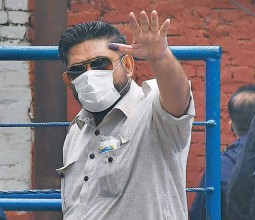पत्नी हत्यारा रञ्जन कोइराला दुई दिन हिरासतमा, सोमबार सर्वोच्चमा, त्यसपछि कारागारमा