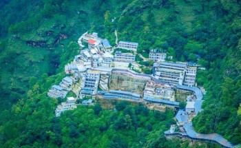 हिन्दु मन्दिरमा भागदौड हुँदा कम्तिमा १२ जनाको मृत्यु