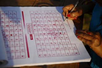 दोलखाका "बदनाम" १० केन्द्रमा पुन: मतदान जारी