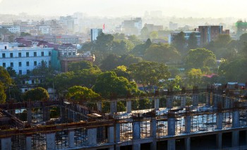 सिंहदरवारमा निर्माण भइरेहेको संघीय संसदकाे भवन (फोटो फिचर)