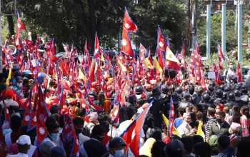 २०४७ सालको संविधान पुनर्स्थापनको माग गर्दै काठमाडौंमा प्रदर्शन (फोटो फीचर)