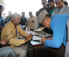 राप्रपा अध्यक्ष लिङ्देनले गरे उमेदवारी दर्ता