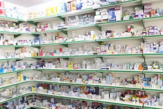 मापदण्ड विपरीत सञ्चालित १९ औषधि पसल निलम्बनमा
