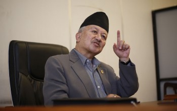 ओली सरकार विस्थापित गर्ने न्यायाधीशहरू र दिल्लीमा बसेर एमाले फुटाउनेलाई पुरस्कार दिइयो : सुवास नेम्वाङ