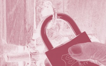 नगरपालिकामा लगाइको ताला फुटाइदिए कार्यवाहक नगर प्रमुखले