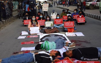 स्यानिटरी प्याडमा लगाइएको करप्रति सांकेतिक विरोध (फोटो फिचर)