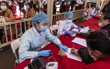 उहान शहरका सबै बासिन्दामा कोरोनाभाइरस परीक्षण गर्दै चीन