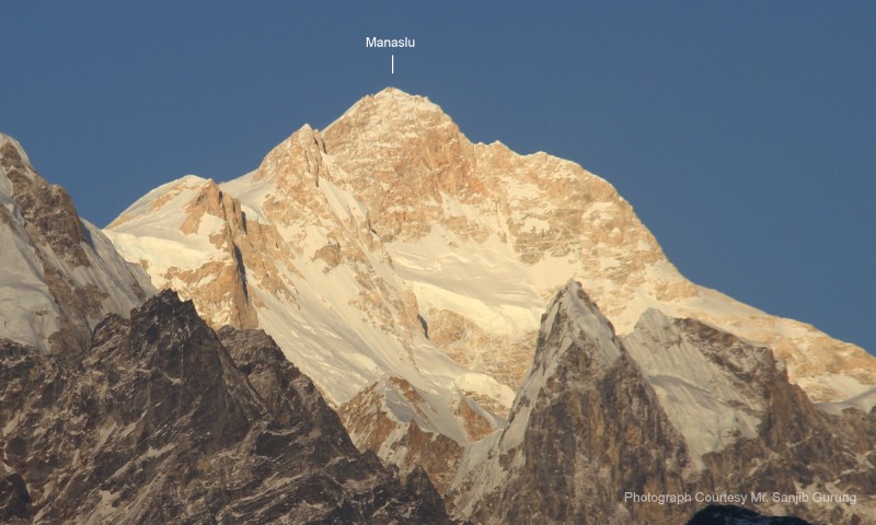 मनास्लु क्षेत्र पुग्ने पर्यटकबाट गाउँपालिकाले पदयात्रा शुल्क उठाउने