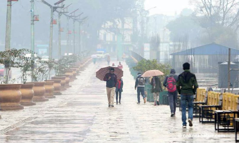 निर्वाचनको दिन पानी पर्ने सम्भावना : त्रिपालको व्यवस्था गर्न निर्वाचन आयोगको निर्देशन