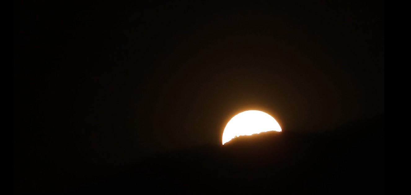 eclipse41666699661.jpg