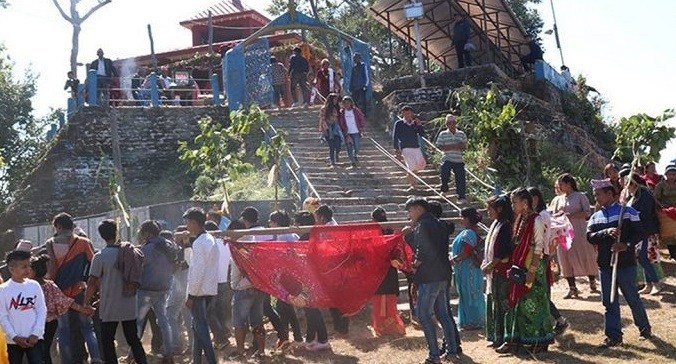 मङ्गलबार १८ वटा फूलका डोली भित्रिए थानीमाई मन्दिरमा